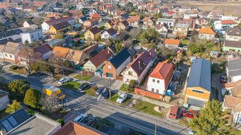 Typ: Rodinný dom Ulica: Roľnícka Obec: Bratislava-Vajnory
Hľ