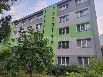 Ponúkame novozrekonštruovaný, krásny, teplý a slnečný 2-izbo