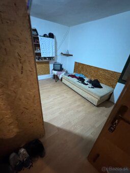 NA PREDAJ – ROZSIAHLY RODINNÝ DOM / INVESTIČNÁ NEHNUTEĽNOSŤ 