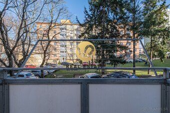 Katarína Vereš +421 903 779 577 e-mail:
V2 real estate ponúk