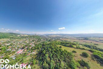 Spoločnosť DO DOMČEKA vám ponúka na predaj slnečný pozemok s