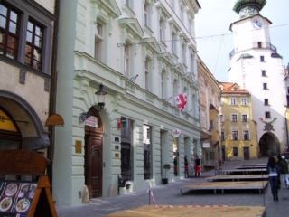 Ponúkame na prenájom administratívne priestory v centre Star