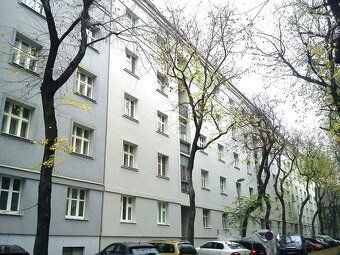 Sonix Reality ponúka na predaj atraktívny 2,5-izbový podkrov