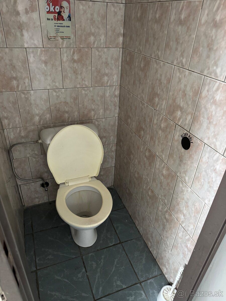 Prenajmem kancelárske alebo obchodné priestory o rozlohe 52m