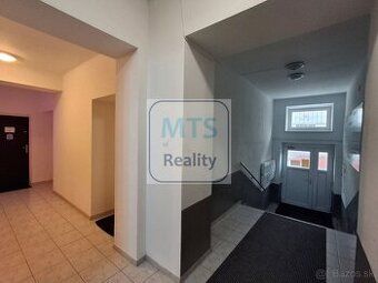 🔹 Administratívna budova – 418 m² Na prenájom 2-poschodová a