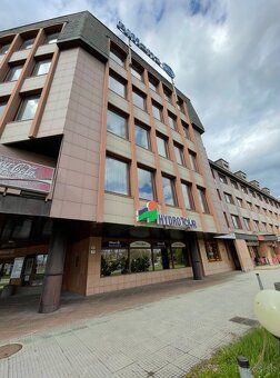 Prenájom kancelárskych priestorov – TOP lokalita Poprad, výh