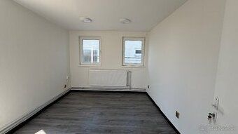 📢 Kancelária na prenájom – 17 m²
Hľadáte menší, praktický pr