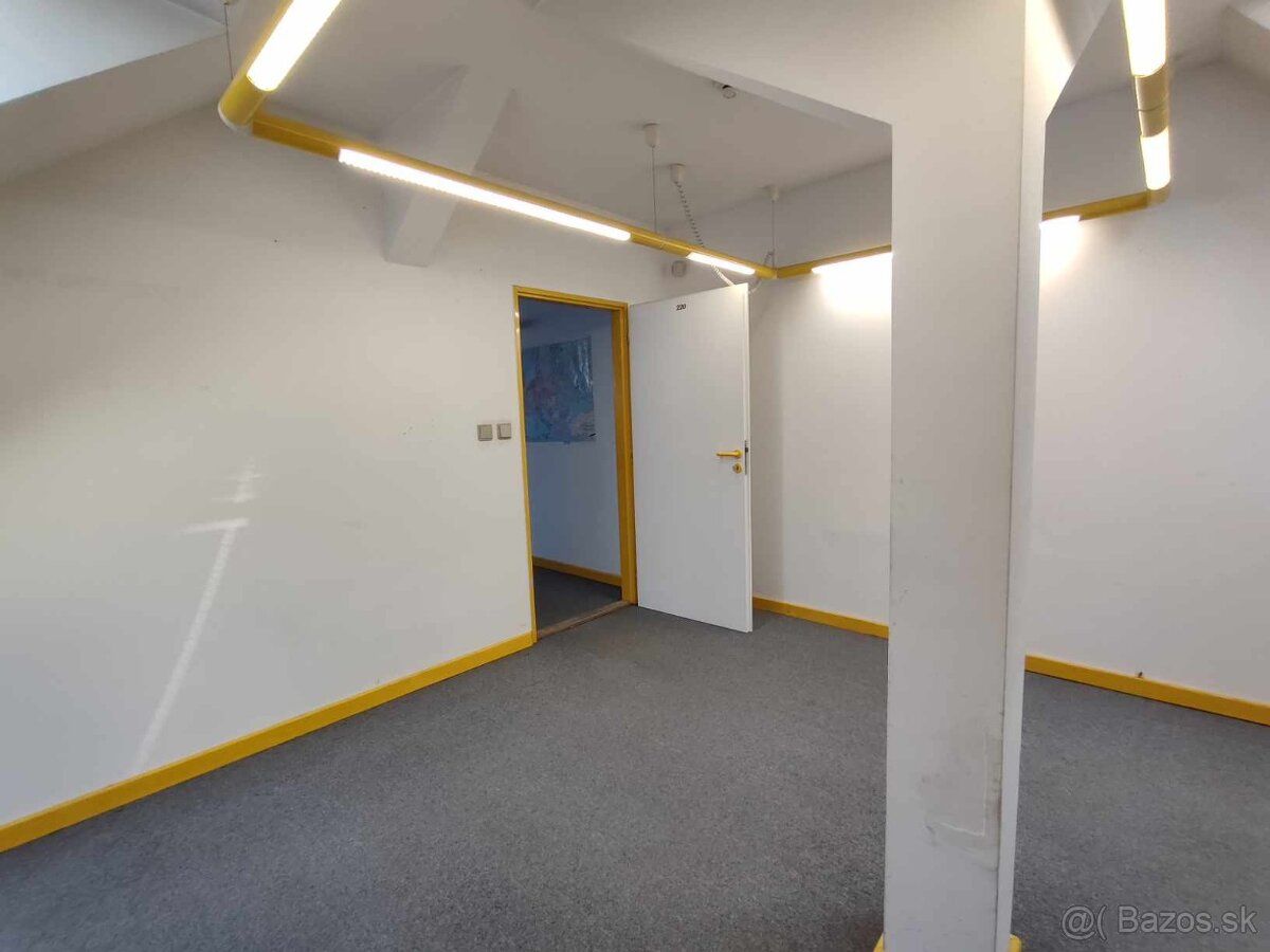 📢 Kancelária na prenájom – 17 m²
Hľadáte menší, praktický pr