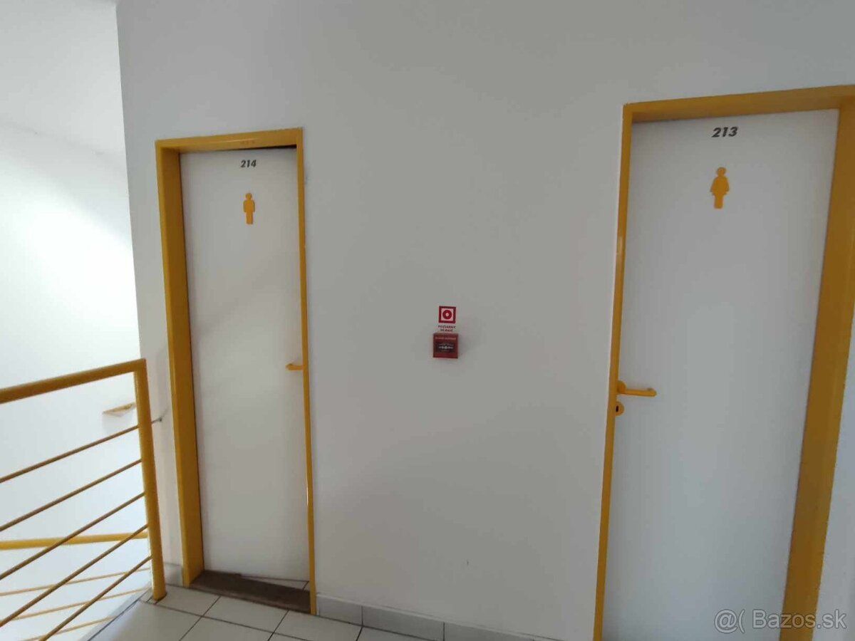 📢 Kancelária na prenájom – 17 m²
Hľadáte menší, praktický pr
