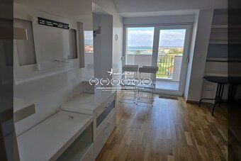 NIN - jednoizbový apartmán s rozlohou 37,9 m2 - 200 m od cen