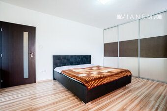 Predstavujeme vám exkluzívnu rodinnú rezidenciu v obci Častk