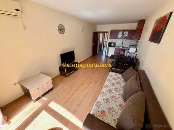 be1224
Prostorný apartmán 2+kk s výhledem na bazén – 700 m o
