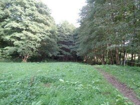 Na pozemku parc. KN č. 4157/2 k.ú. Kálnica je vybudovaná poľ