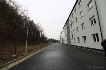 MEGA realitná kancelária exkluzívne ponúka na prenájom úplne