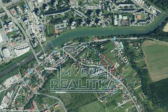 Pozemok o rozlohe takmer 20 árov sa nachádza tichej časti me