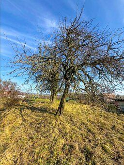 Ponúkame na predaj pekný stavebný pozemok o výmere 800 m², n