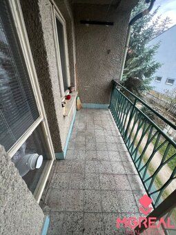 Ponúkame Vám na predaj 3 izbový byt s balkónom v meste Topoľ