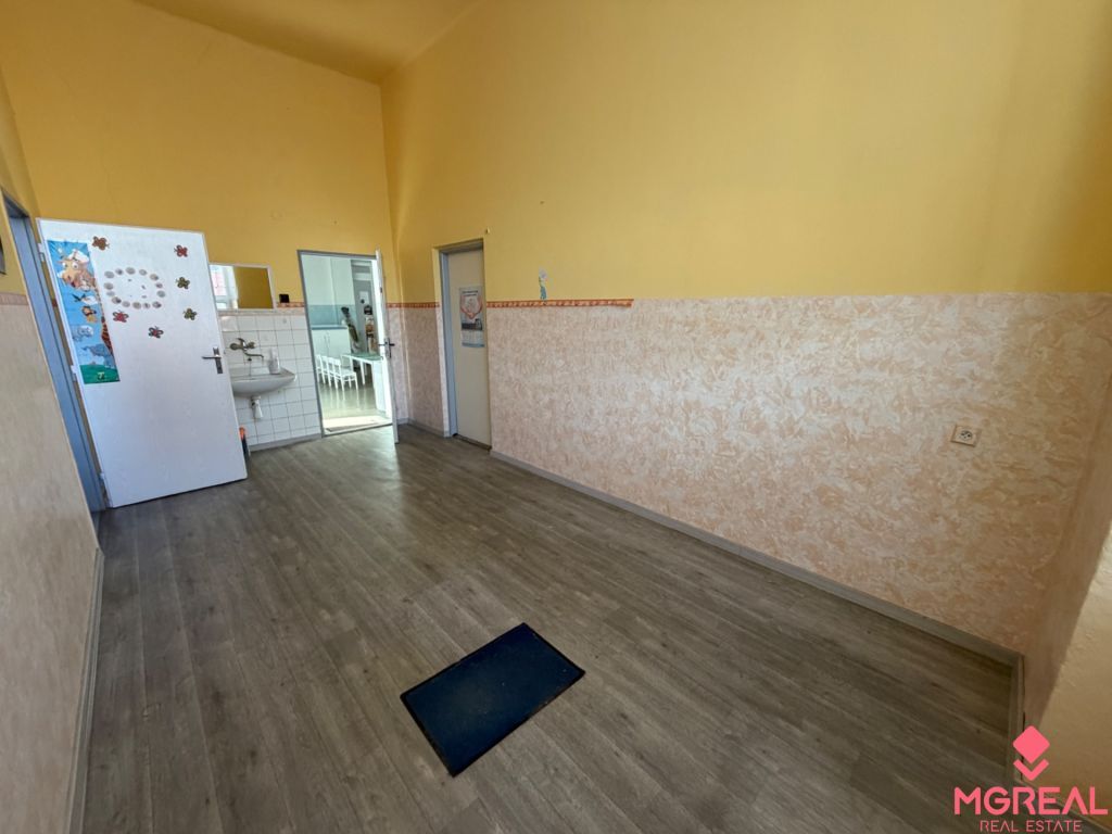 Ponúkame vám na prenájom priestory v polyfunkčnom objekte v 