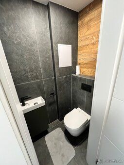 Ponúkame na prenájom moderný, kompletne zariadený 3-izbový b