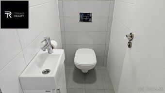 TRNAVA REALITY Vám ponúka na prenájom 2 - izbový byt s balkó