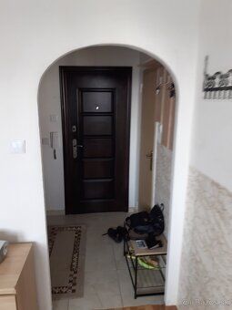 Dám do prenájmu byt 1izbovy+ pivnica cena depozitu je 500€ a