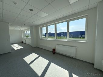 Realitná kancelária KNB - Komerčné Nehnuteľnosti Bratislava 