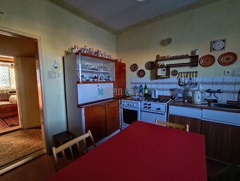 Na predaj rodinný dom – Vyčapy-Opatovce
Rovinatý pozemok 689
