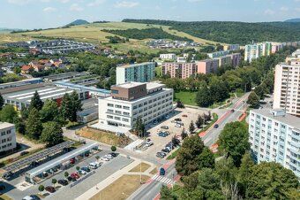 Realitná kancelária RELCOM Vám ponúka na prenájom exkluzívny