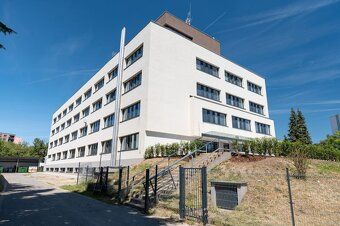 Realitná kancelária RELCOM Vám ponúka na prenájom exkluzívny