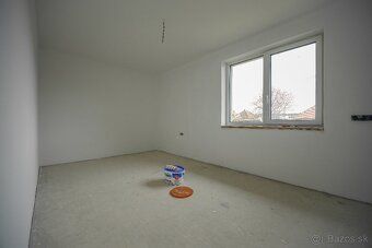 posilňovňa | 1034 m² pozemok | moderná dispozícia | južná or