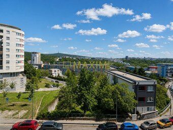 Ponúkame na predaj 2-izbový byt v mestskej časti Bratislava 