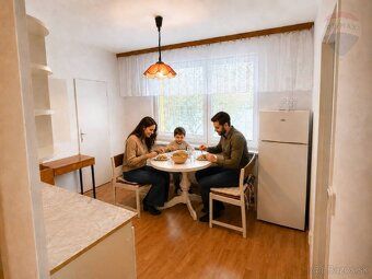 EXKLUZÍVNE IBA U NÁS! Realitná kancelária RE/MAX Vám ponúka 