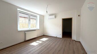 EXKLUZÍVNE IBA U NÁS! Realitná kancelária RE/MAX ponúka na p