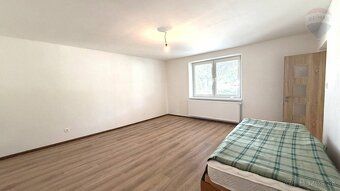 EXKLUZÍVNE IBA U NÁS! Realitná kancelária RE/MAX ponúka na p