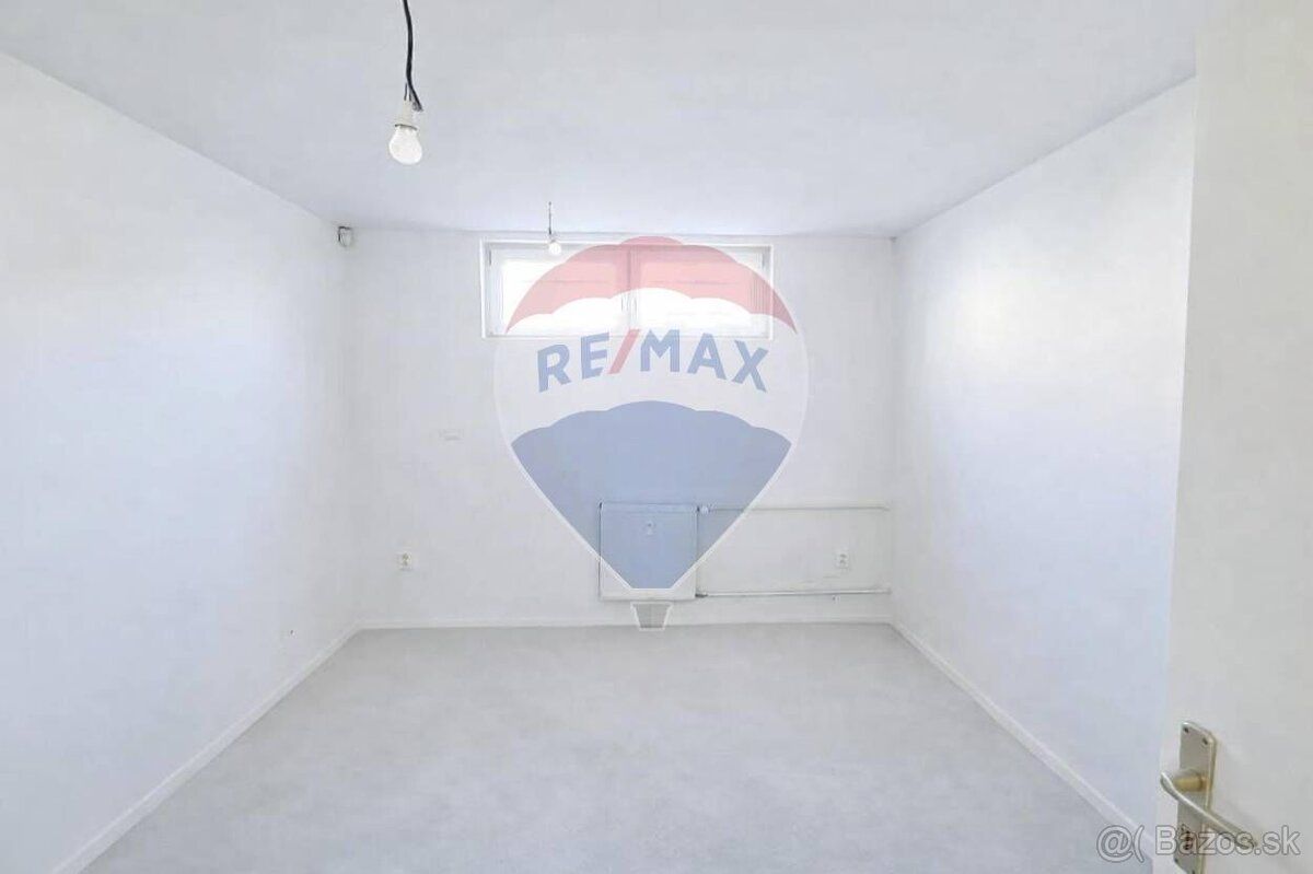 Realitná kancelária RE/MAX ponúka na predaj praktický nebyto