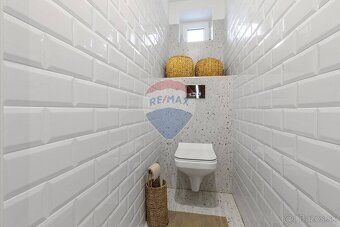 Realitná kancelária RE/MAX exkluzívne ponúka na predaj kompl
