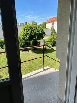 Predám trojizbový byt v centre mesta (vedľa Hotela Európa), 