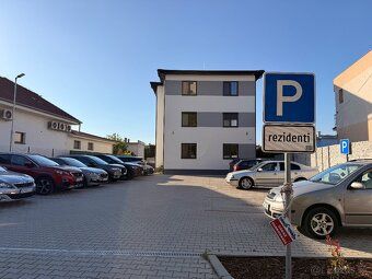 Ponúkam na prenájom kompletne zariadený 2-izbový byt v novej