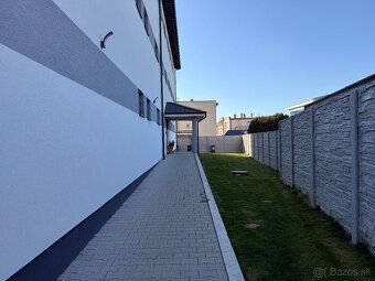Ponúkam na prenájom kompletne zariadený 2-izbový byt v novej