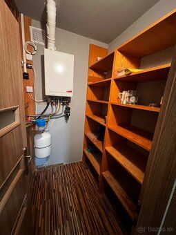 Ponúkam na prenájom 3-izbový byt o výmere 78 m² v obci Bzeno