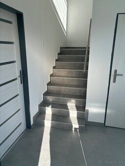 Ponúkame na dlhodobý prenajom ubytovanie v obci Valaliky,vho