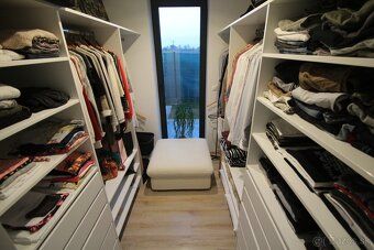 Predám luxusný rodinný dom v obci Lúka, ktorý spája moderné 