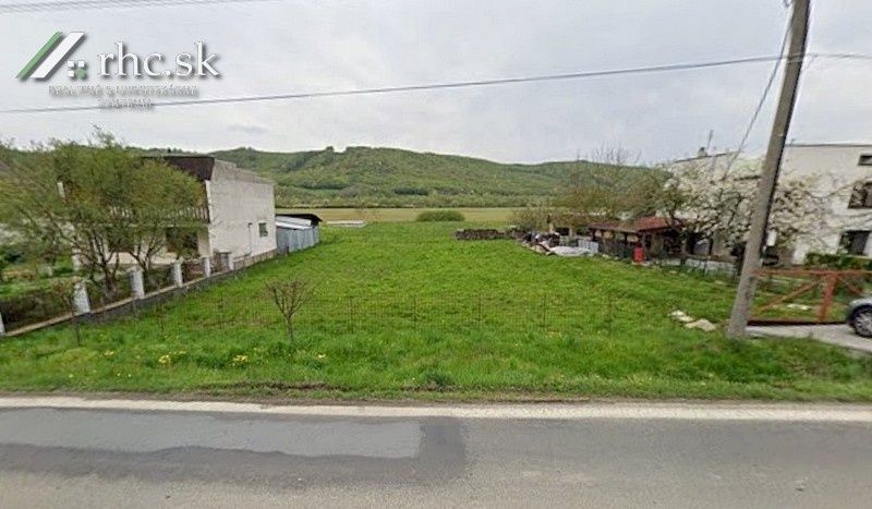 Hľadáte pozemok pre svoj vysnívaný dom? Takýto, rovinatý sa 