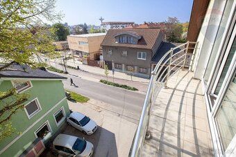 NA PRENÁJOM – VEĽKORYSÝ 3-IZBOVÝ BYT SO SAUNOU A JACUZZI
Rad