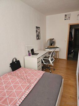 NA PREDAJ: Moderný 3-izbový byt s loggiou (74 m²) – Bytový k