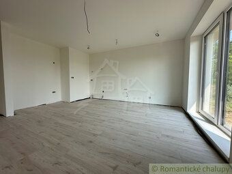 Ponúkame na predaj modernú novostavbu rodinného domu v štádi