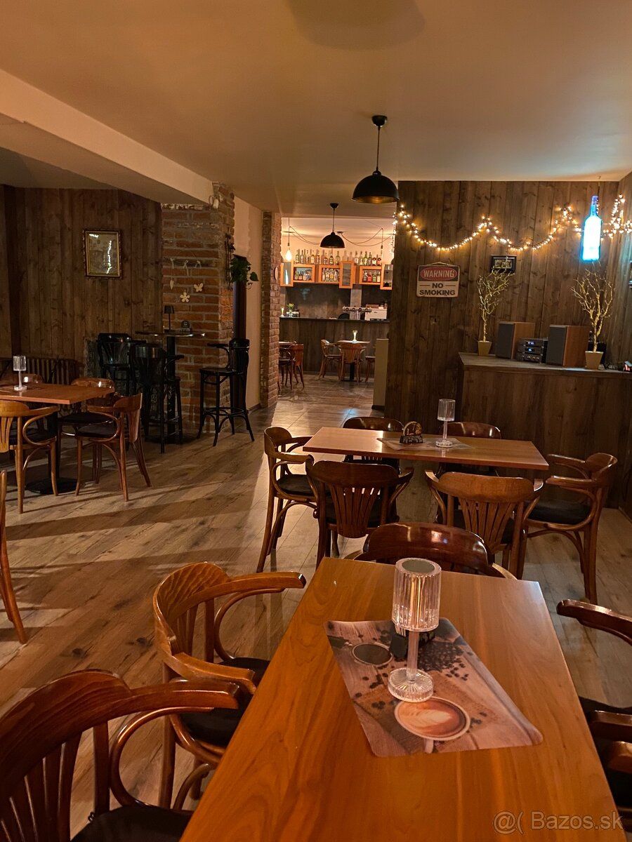 Ponúkame na odstúpenie bar v centre Košíc.Nachádza sa v prec