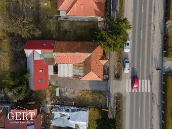 Hľadáte priestory na podnikanie ?
Rodinný dom vedený na list