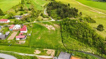 Pozemok o celkovej výmere 4 777 m² predstavuje výbornú príle