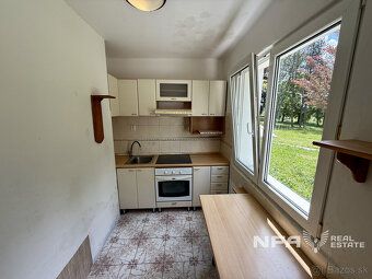 Ponúkame Vám na predaj priestranný 3-izbový byt s loggiou vo